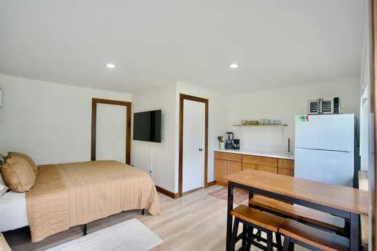 Oceanfront Studio at Shark's Cove - Ocean Views