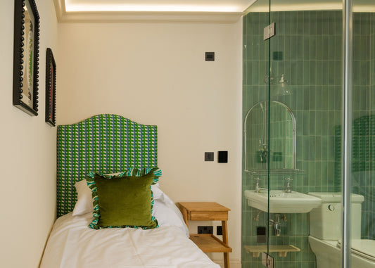 Petite Gorgeous Notting Hill Studio