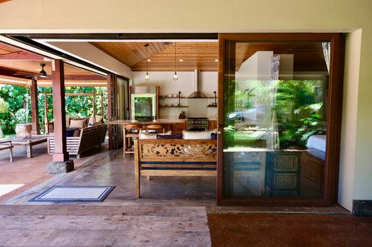 Oceanfront Cottage - 100 Foot Wave Getaways