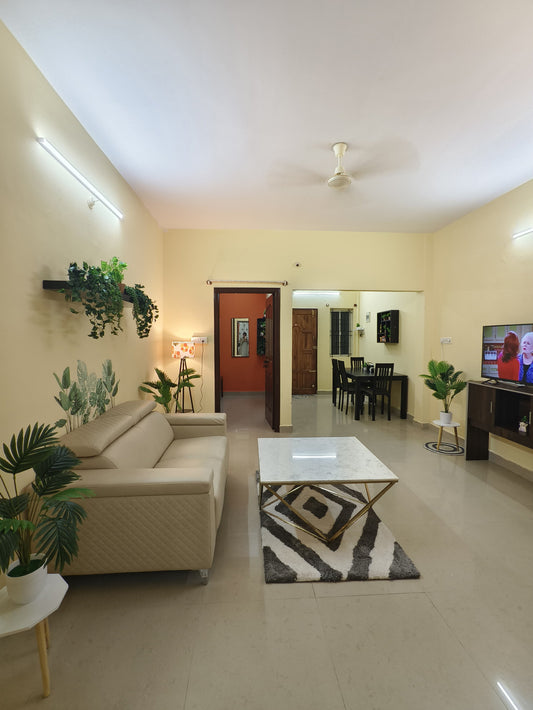 Cozy 2BHK+Full furnished Kitchen - Urban Daffodil