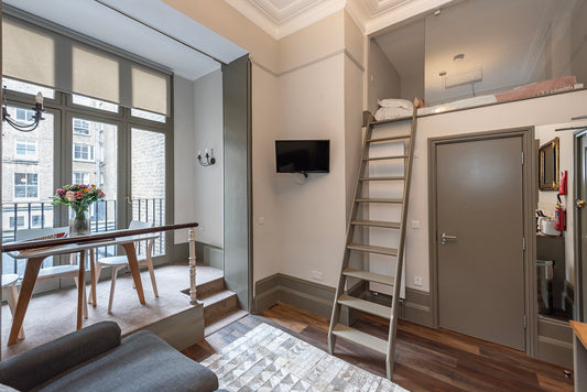 Kick-Ass  Kensington Apartment