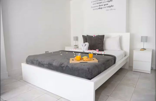 Studio Apartment 2