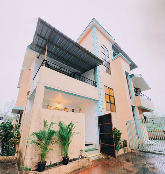 Golden Maple Villa