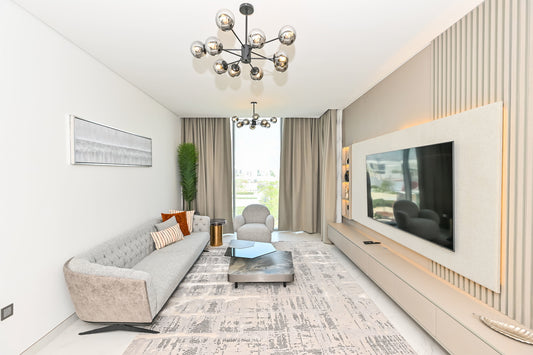 Contemporary 1-Bedroom Unit with Burj Khalifa Views