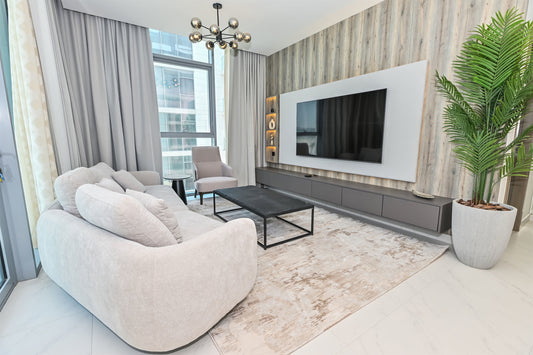Elegant 1-Bedroom Corner Unit with Lagoon Views