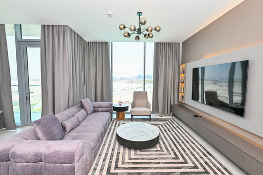 Spacious 2-Bedroom Corner Unit with Lagoon Views