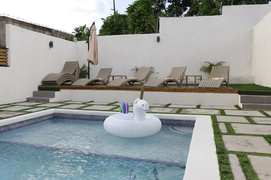 Eshae Living - Cosy 2BR with breakfast & pool