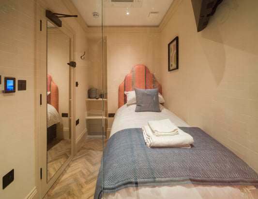 Petite Adorable Notting Hill Studio