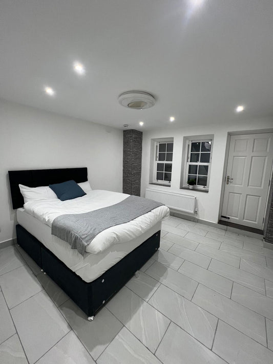 Bell street 2 bedroom flat