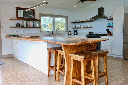 Ocean Views 2 Bedroom - 100 Foot Wave Getaways