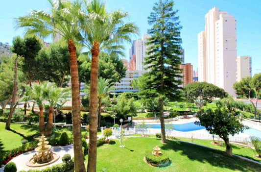 Casa con vista al mar, jardín, piscina, Benidorm