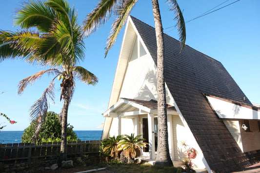 The Laie Point A-Frame · Oceanfront with Hot Tub