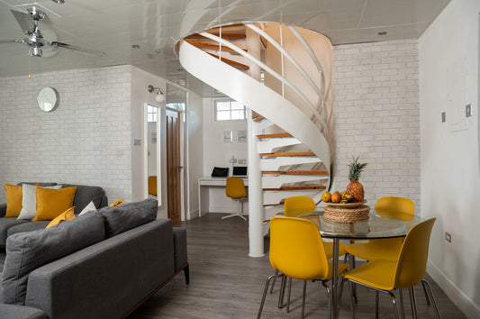 Eshae Living - Beachfront Penthouse & Roof Terrace