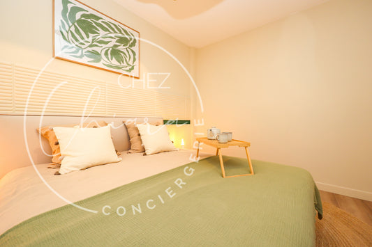 Charming Eiffel Tower flat for 4 │ 15th │ 4 people