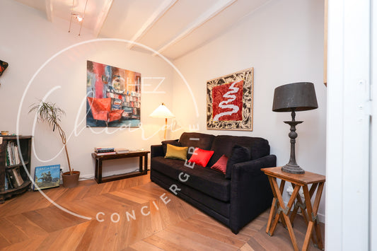 Mobility lease │ Charming, quiet nest in the vibrant heart of Paris │6th │ 2 people